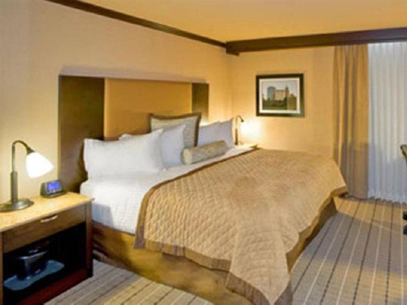 Wyndham Garden Oklahoma City Resort & Conference Hotel Near Airport, Fairgrounds Paycom & I40 Luaran gambar